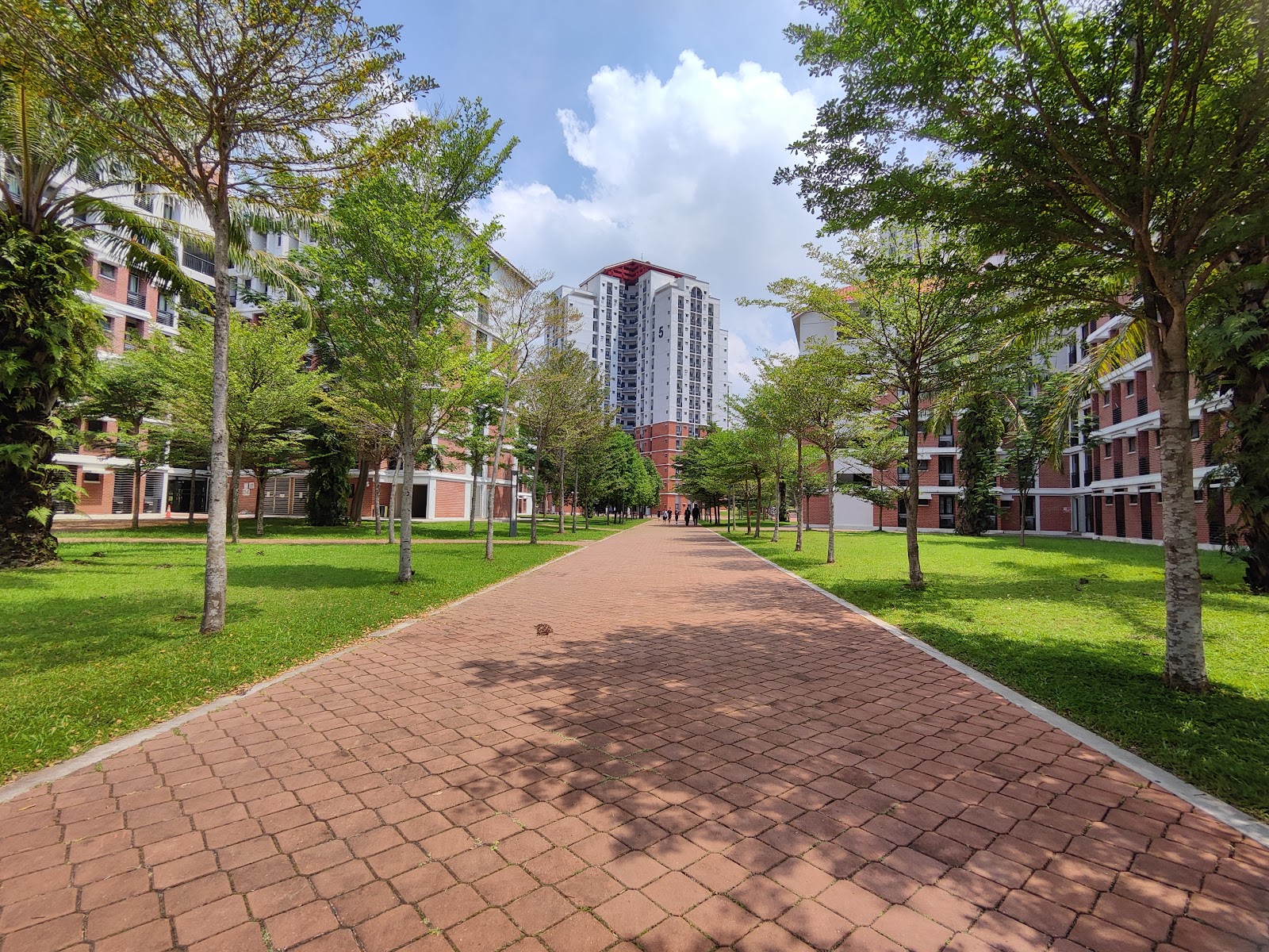 Campus thumbnail 8